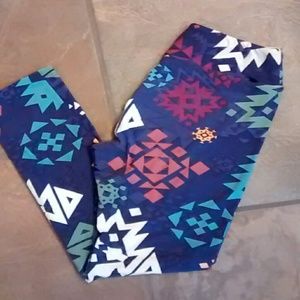 Lularoe 1 pair One Size Aztec Print Leggings
